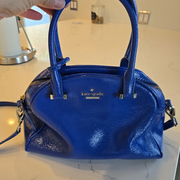 Kate Spade Patent leather Handbag - Picture 2 of 5